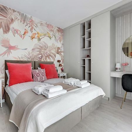 Lion Apartments - Monte Carlo Collection With Parking Sopot Bagian luar foto