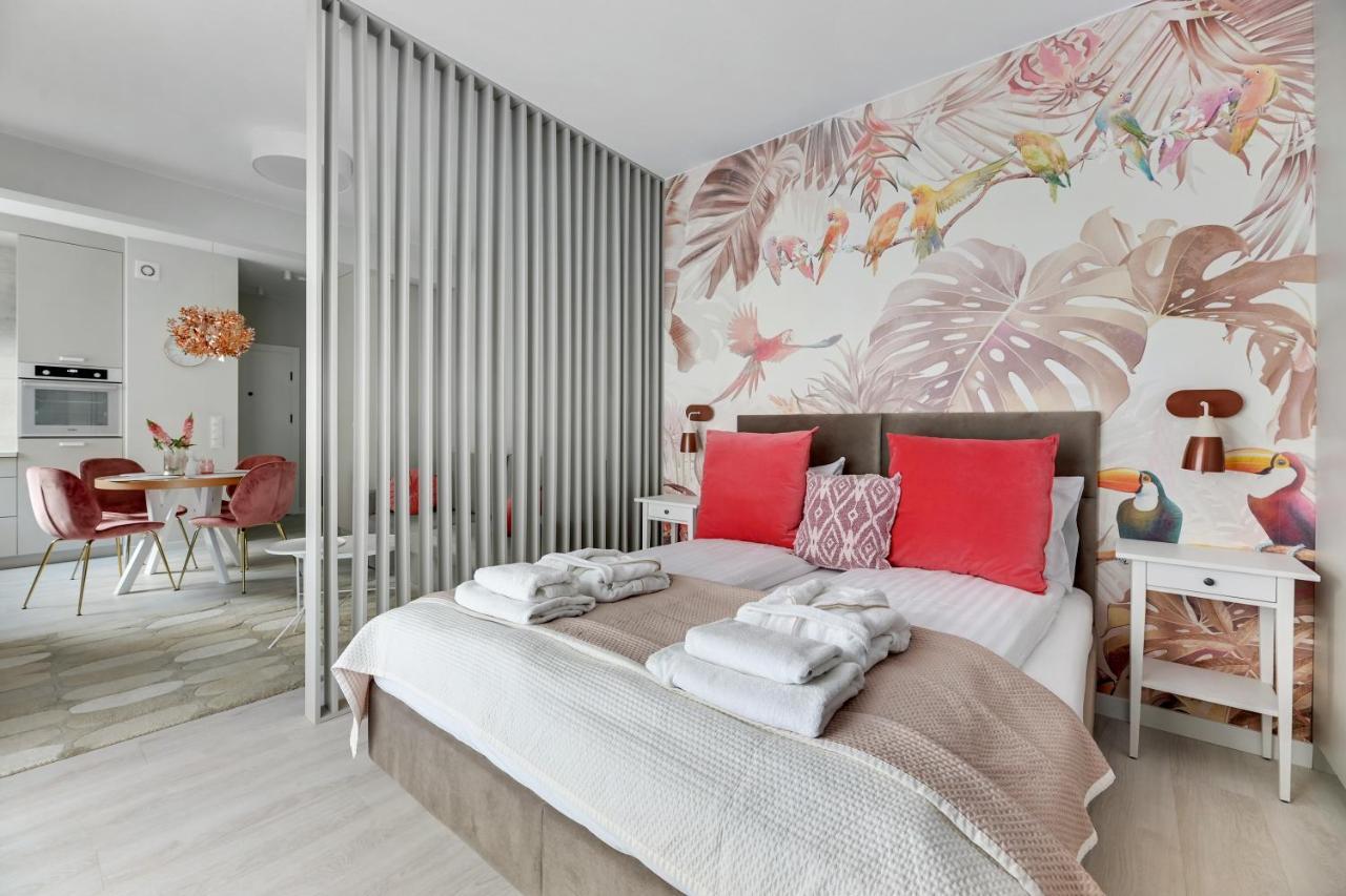 Lion Apartments - Monte Carlo Collection With Parking Sopot Bagian luar foto