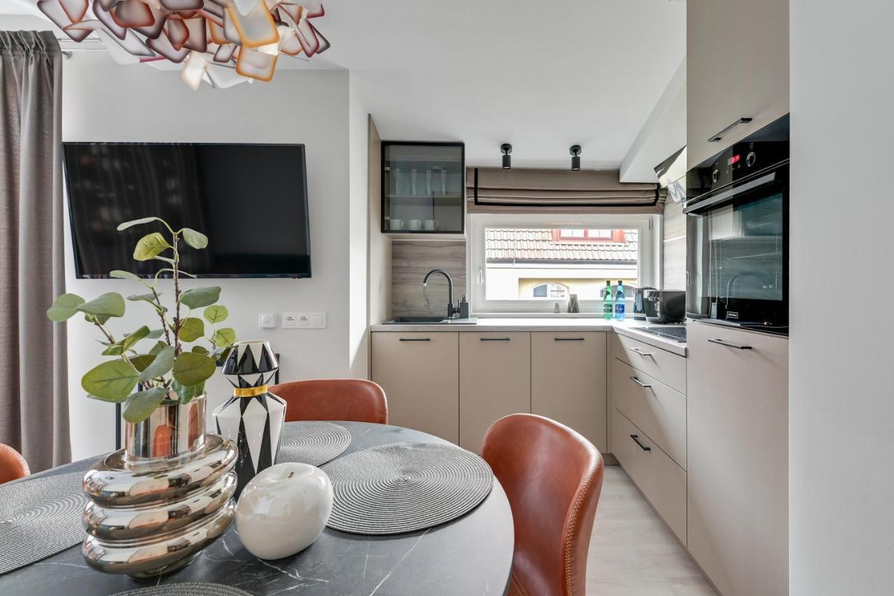 Lion Apartments - Monte Carlo Collection With Parking Sopot Bagian luar foto