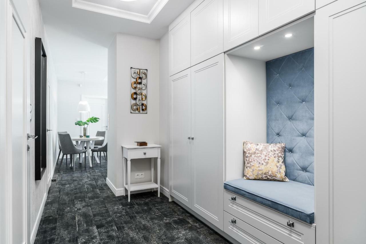 Lion Apartments - Monte Carlo Collection With Parking Sopot Bagian luar foto